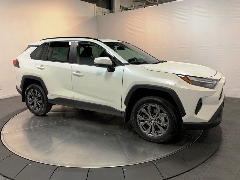 2024 Toyota RAV4 Hybrid XLE Premium 1