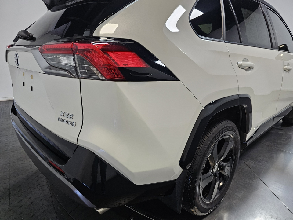 2021 Toyota RAV4 Hybrid XSE 14