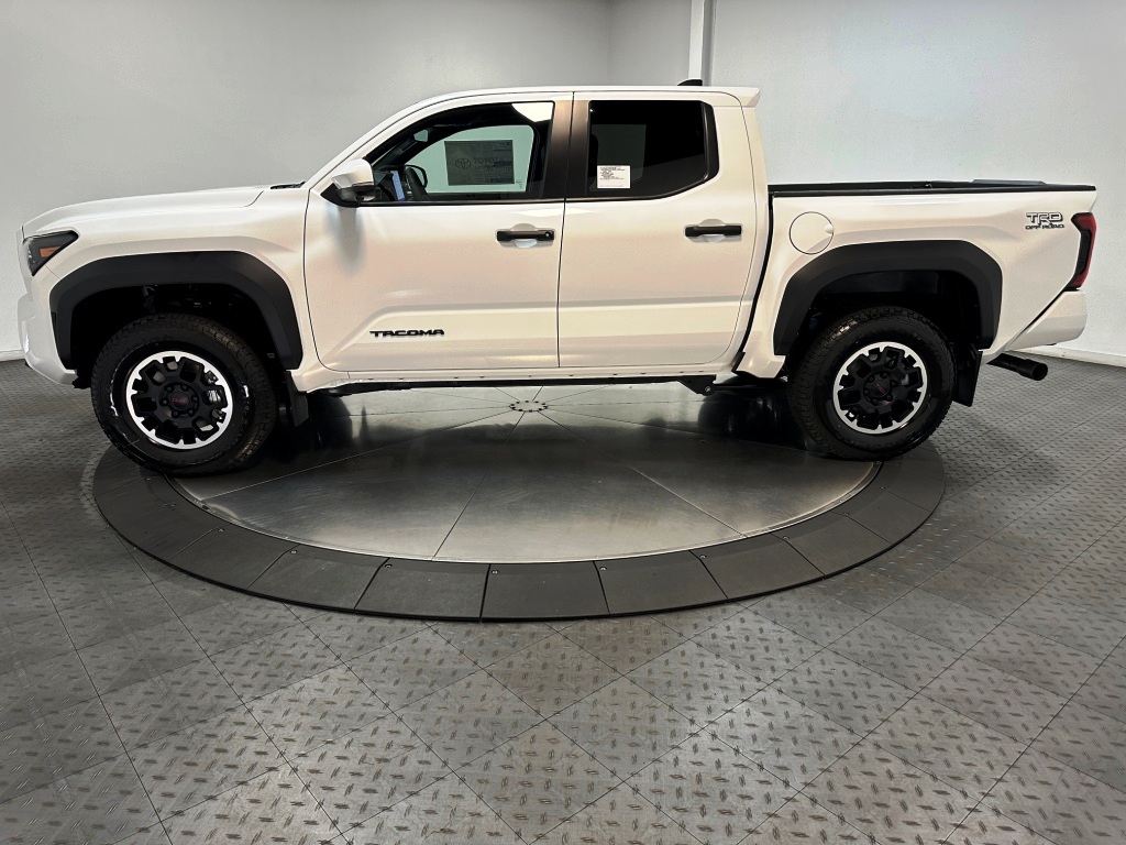 2024 Toyota Tacoma 4WD TRD Sport 5