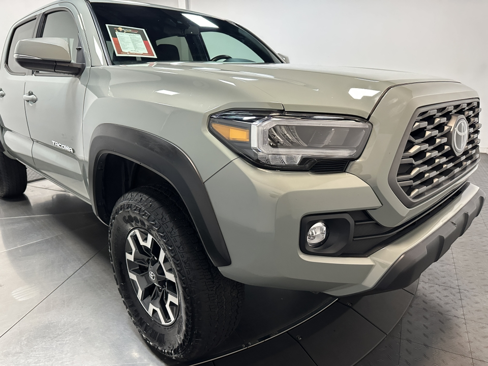 2022 Toyota Tacoma 4WD TRD Off Road 3