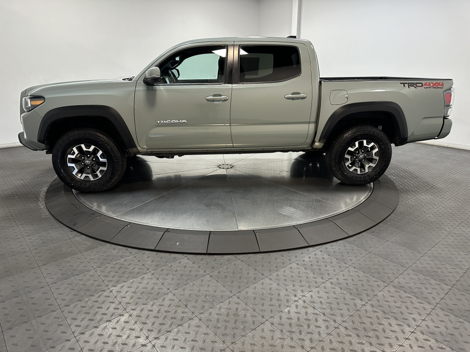 2022 Toyota Tacoma 4WD TRD Off Road 8