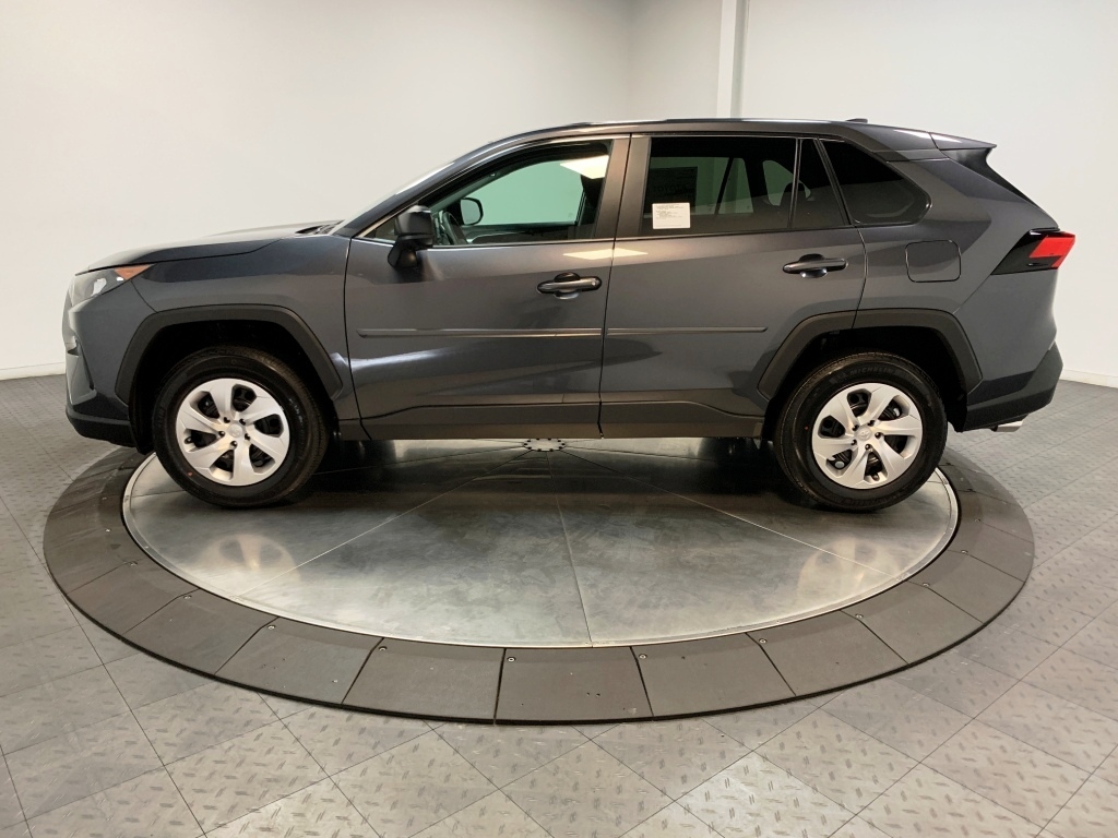 2024 Toyota RAV4 LE 5