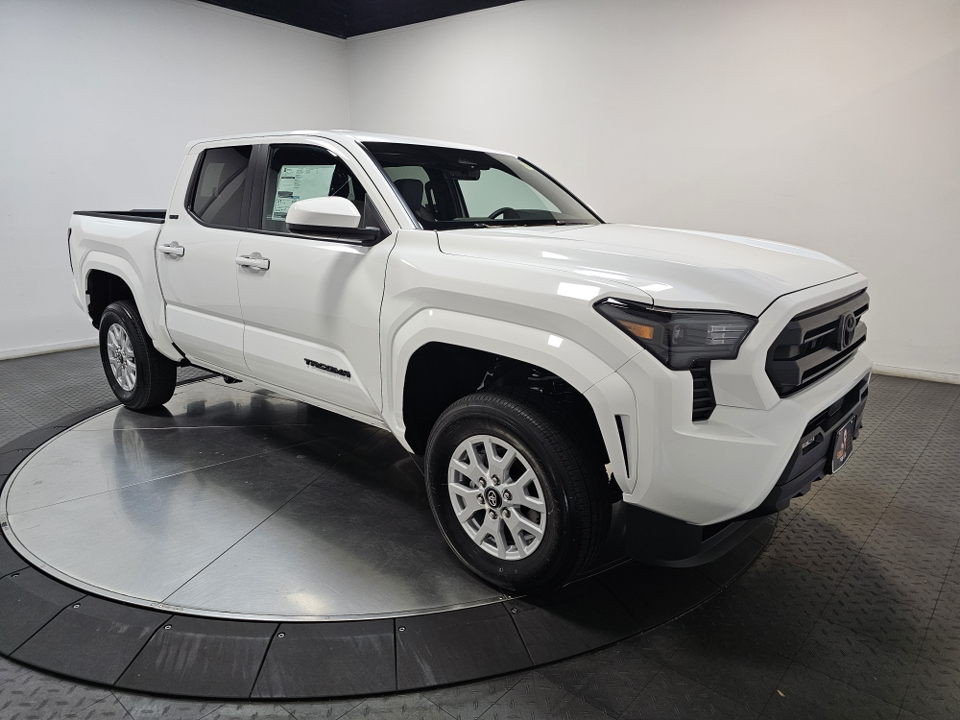 2024 Toyota Tacoma 4WD SR5 1