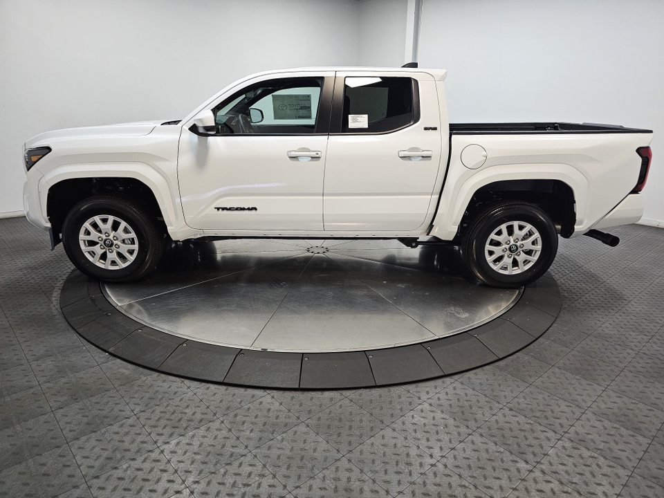 2024 Toyota Tacoma 4WD SR5 5