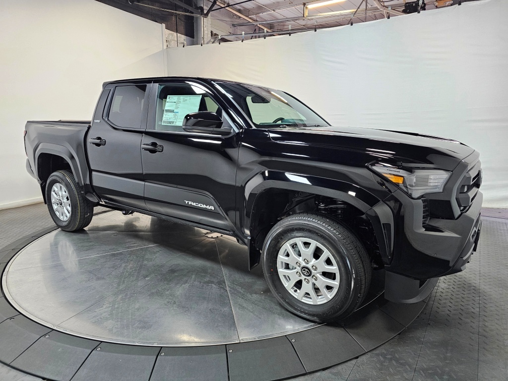 2024 Toyota Tacoma 4WD SR5 1