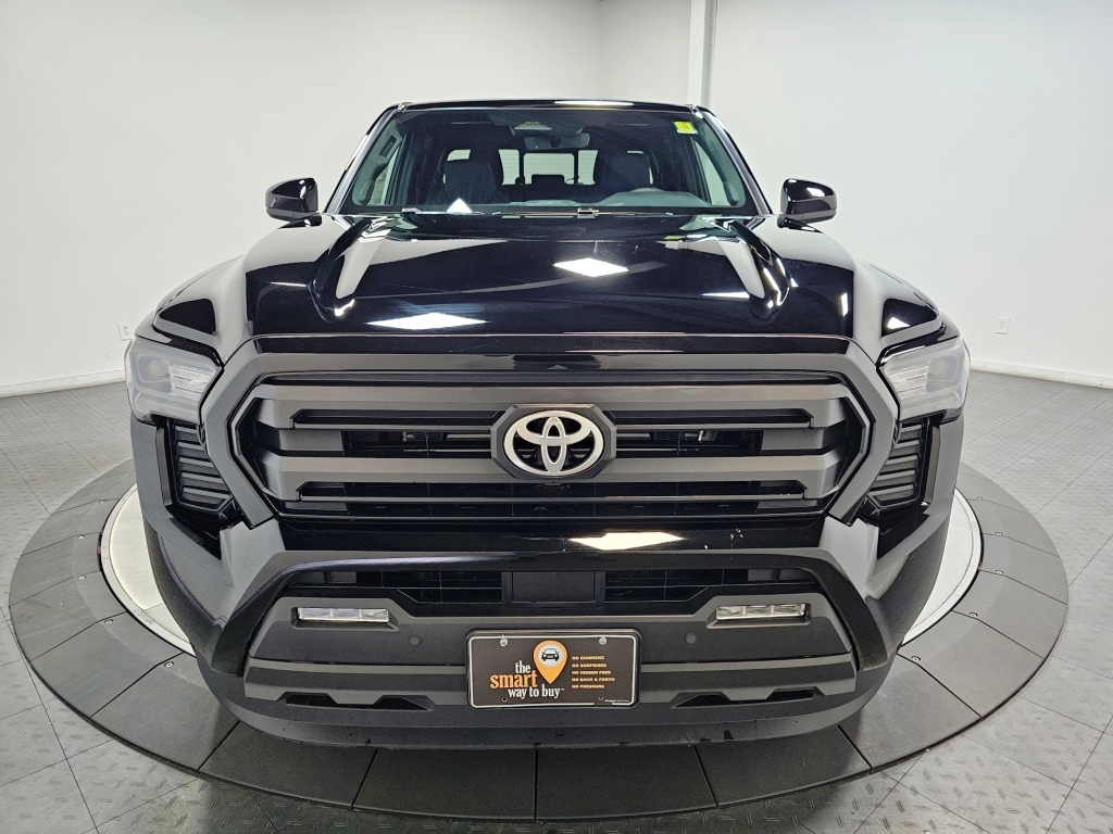 2024 Toyota Tacoma 4WD SR5 3