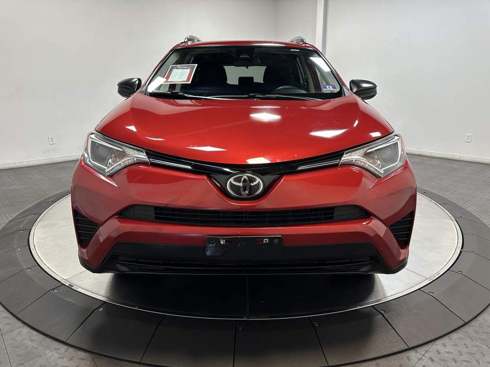 2017 Toyota RAV4 LE 4