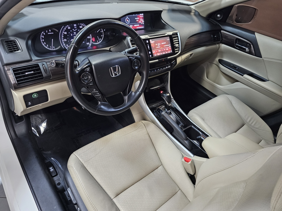 2016 Honda Accord  24