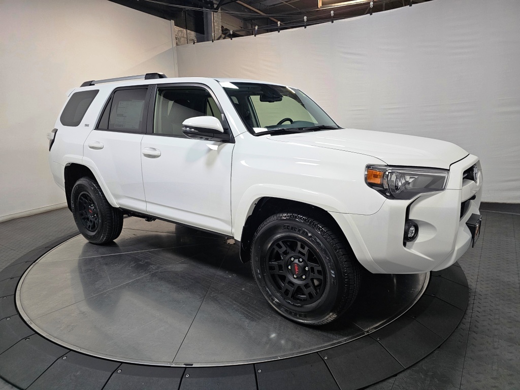 2024 Toyota 4Runner SR5 Premium 1