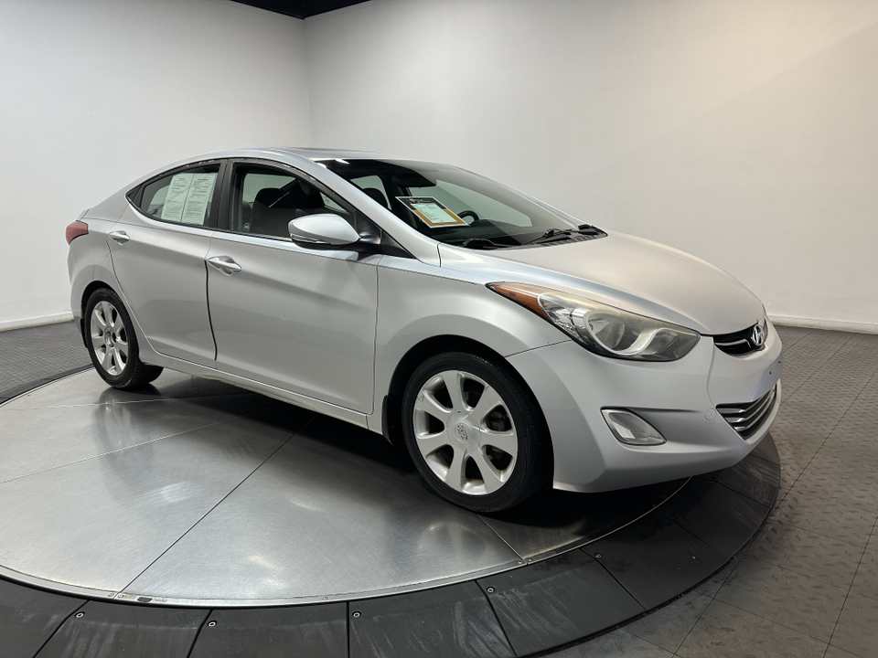 2013 Hyundai ELANTRA  1