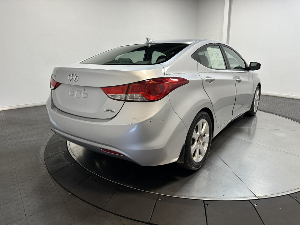 2013 Hyundai ELANTRA  8