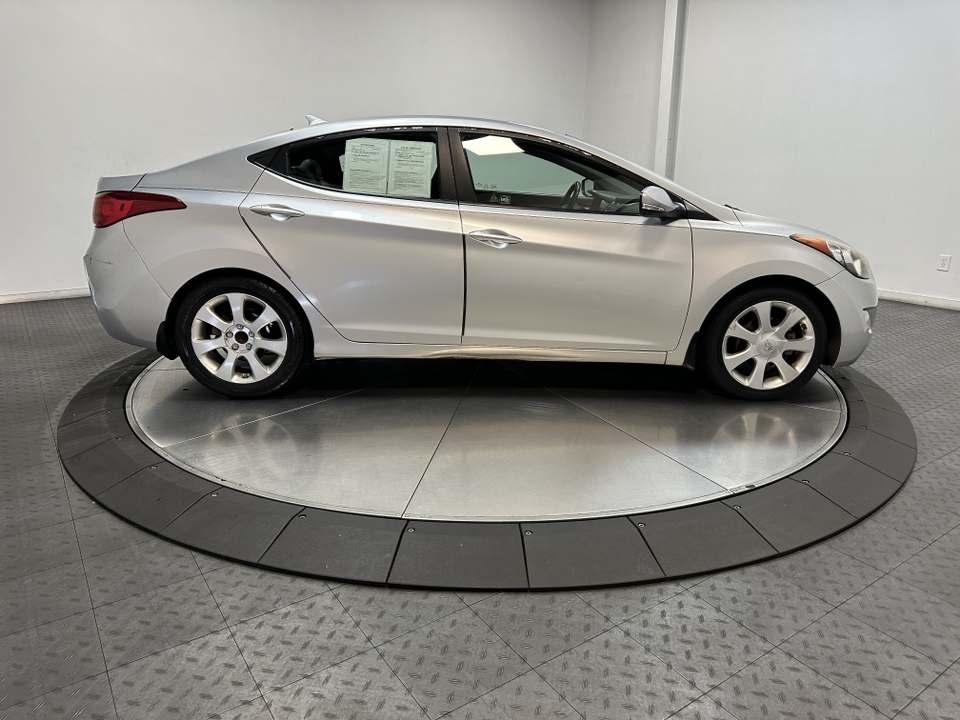 2013 Hyundai ELANTRA  9