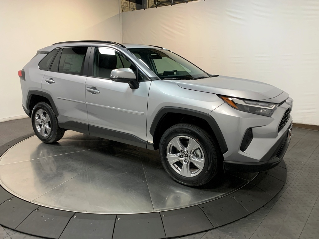 2024 Toyota RAV4 XLE 1