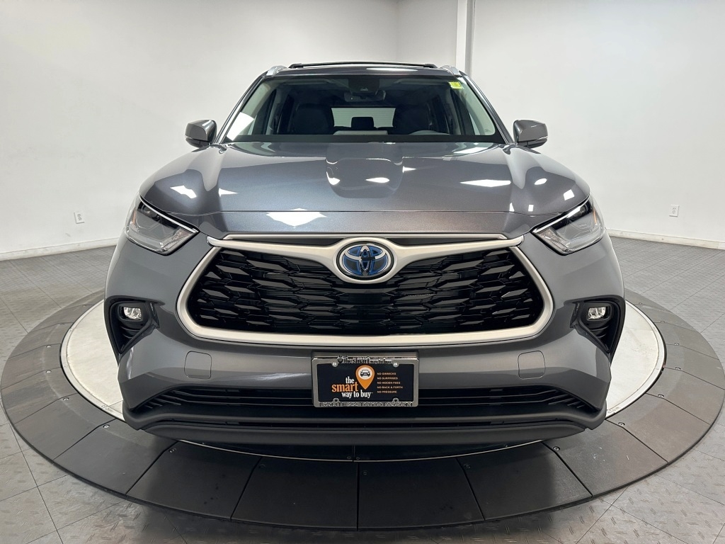 2024 Toyota Highlander Hybrid XLE 3