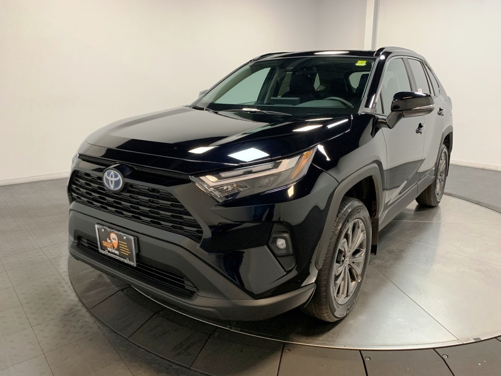 2024 Toyota RAV4 Hybrid XLE Premium 4