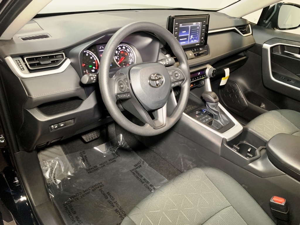 2024 Toyota RAV4 XLE 15