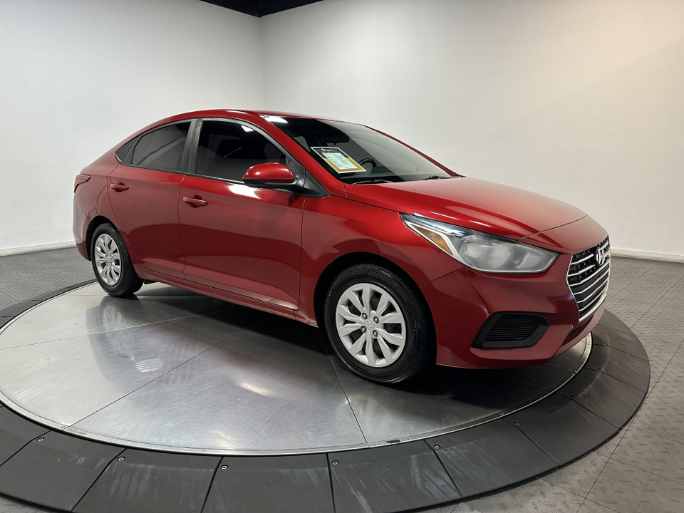 2020 Hyundai Accent SE 1