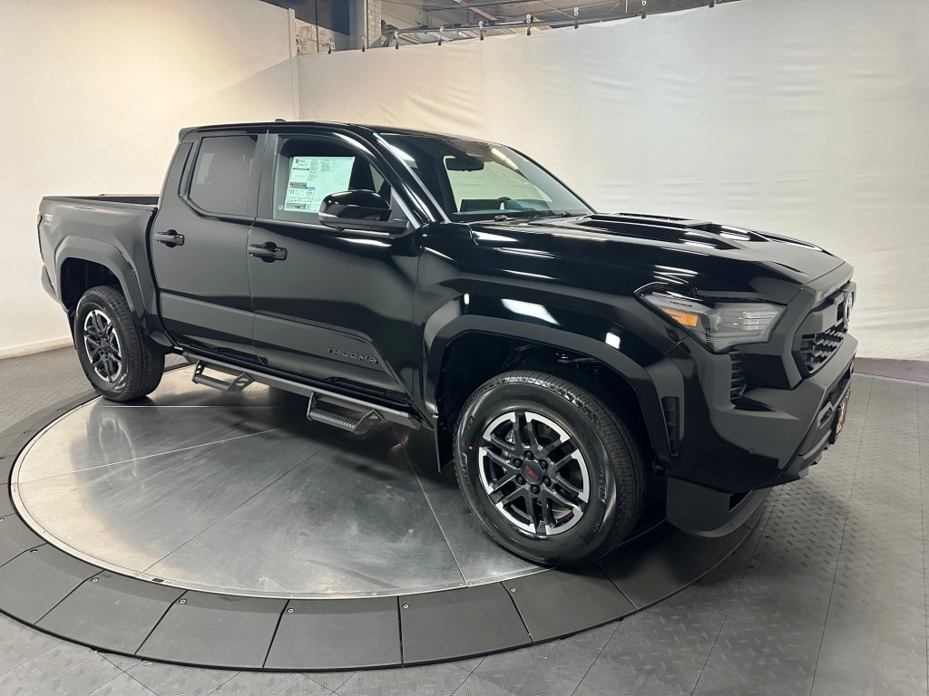 2024 Toyota Tacoma 4WD TRD Sport 1