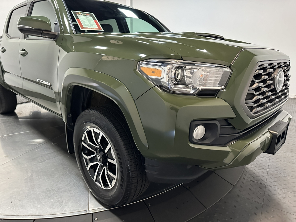 2021 Toyota Tacoma 4WD TRD Sport 3