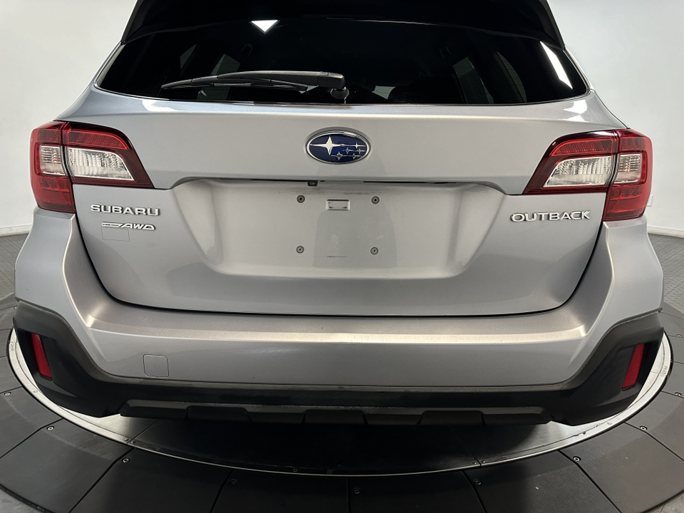 2019 Subaru Outback Premium 12