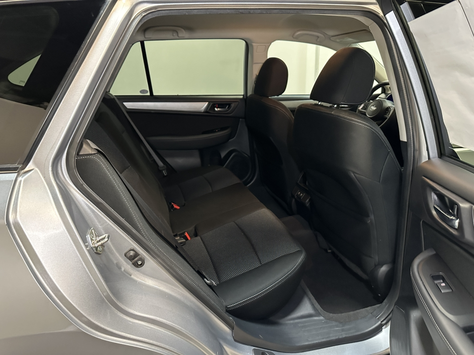 2019 Subaru Outback Premium 29