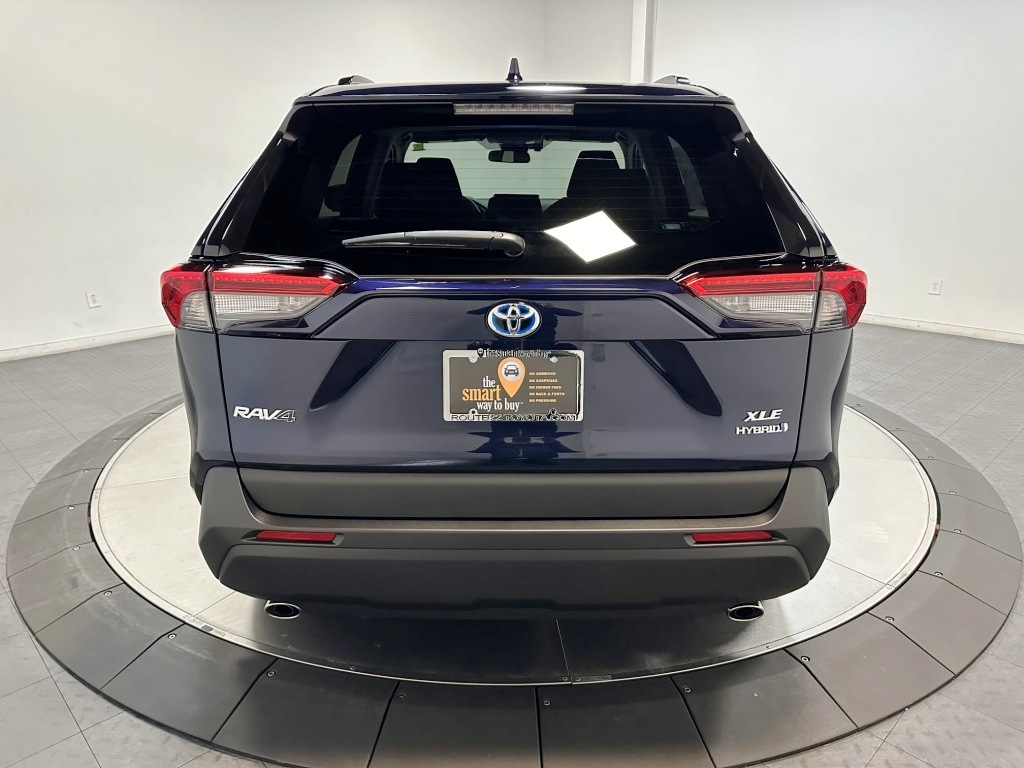 2024 Toyota RAV4 Hybrid XLE 7