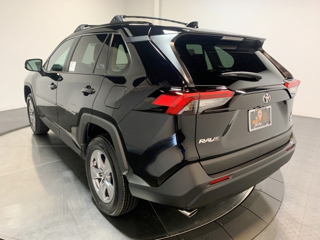 2024 Toyota RAV4 XLE 6