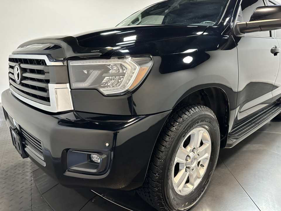 2019 Toyota Sequoia SR5 7