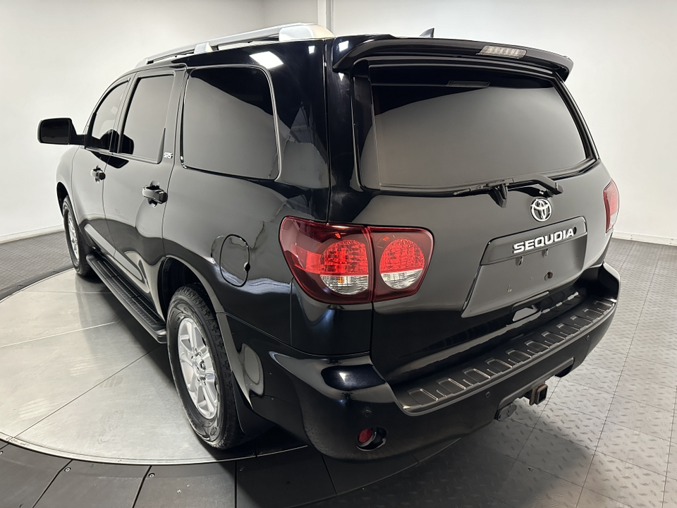 2019 Toyota Sequoia SR5 9