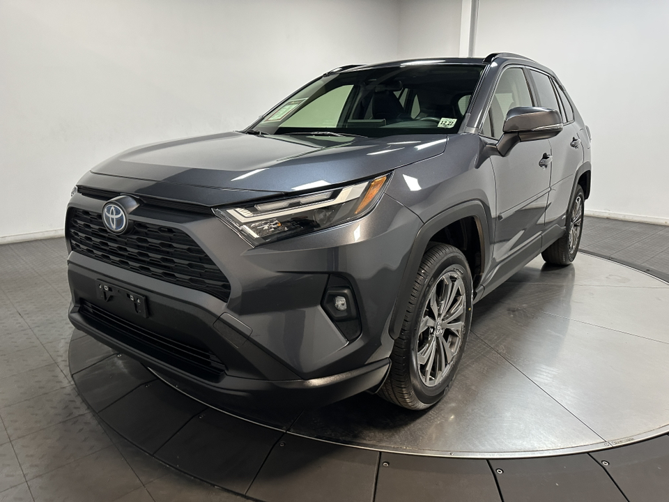 2023 Toyota RAV4 Hybrid XLE Premium 6