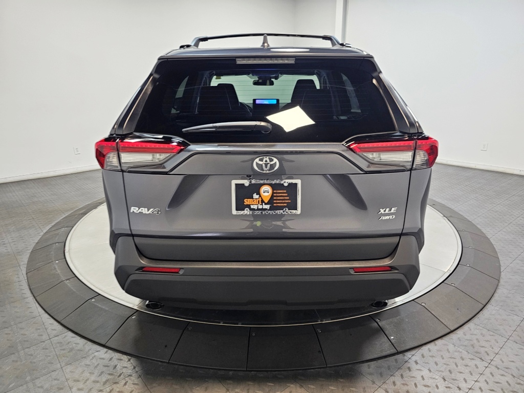 2024 Toyota RAV4 XLE Premium 7