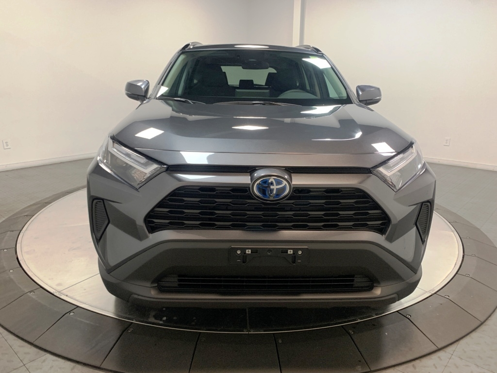 2024 Toyota RAV4 Hybrid XLE 3