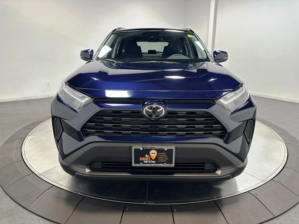 2024 Toyota RAV4 XLE 3