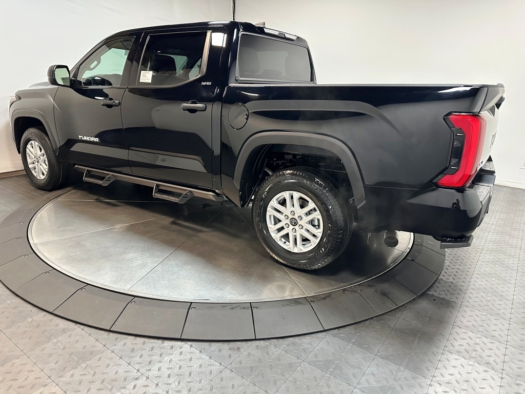 2025 Toyota Tundra 4WD SR5 6