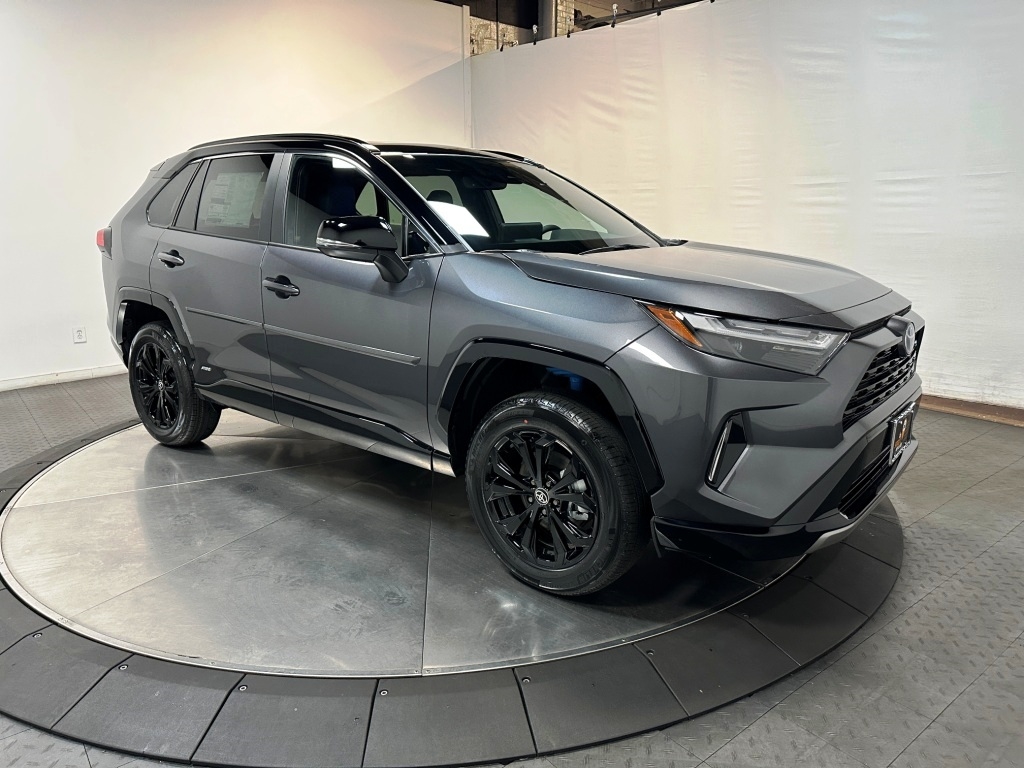 2024 Toyota RAV4 Hybrid XSE 1