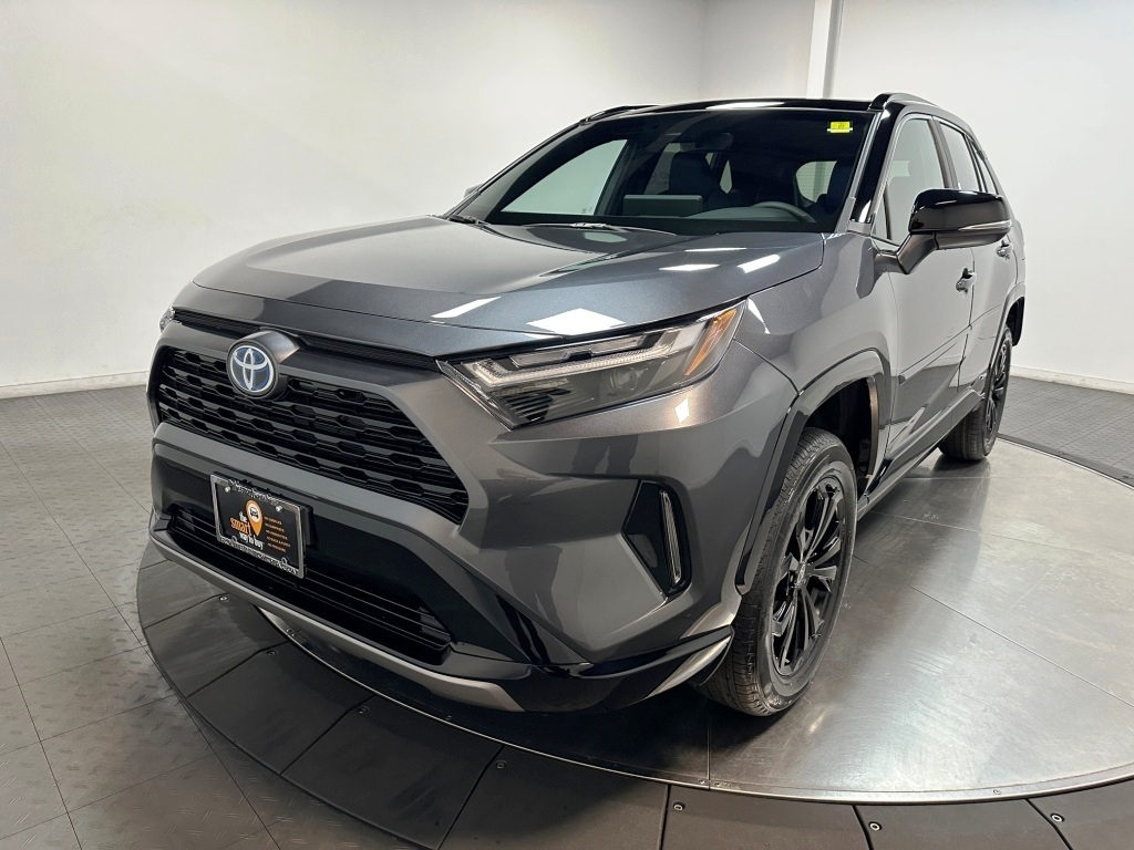 2024 Toyota RAV4 Hybrid XSE 4