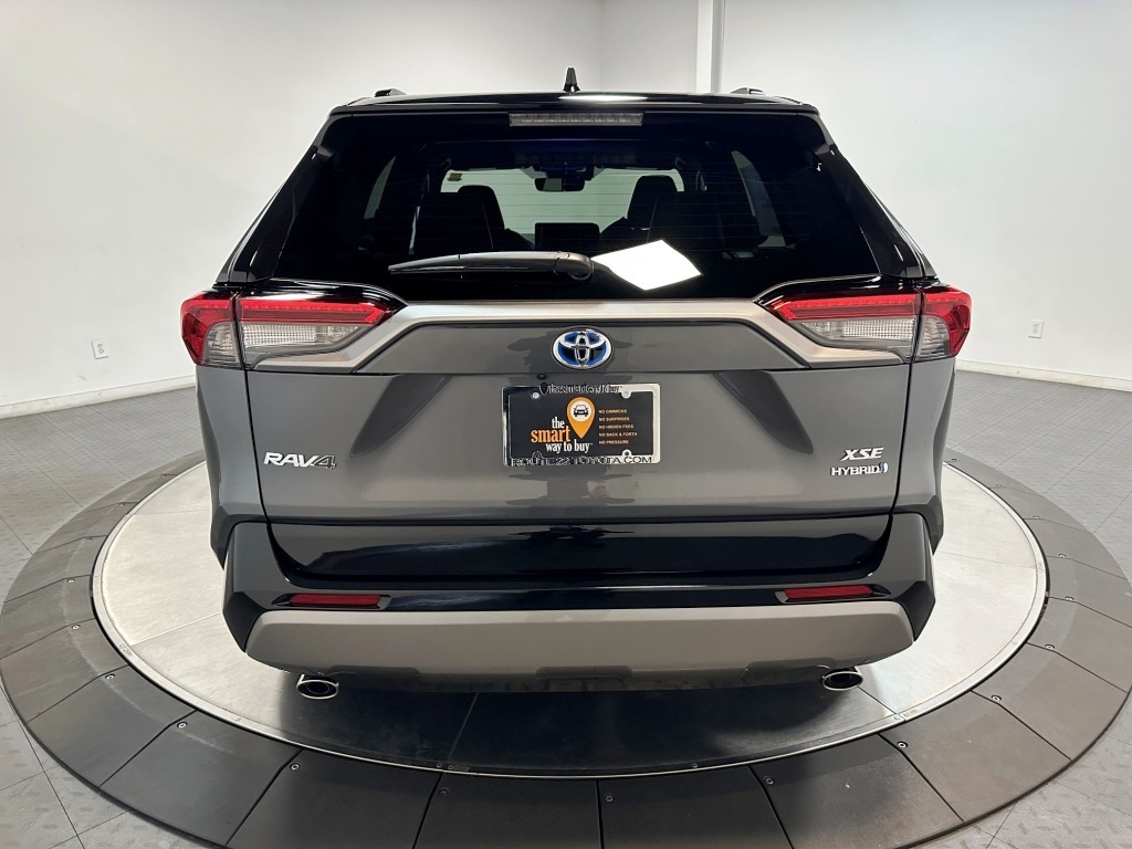 2024 Toyota RAV4 Hybrid XSE 7