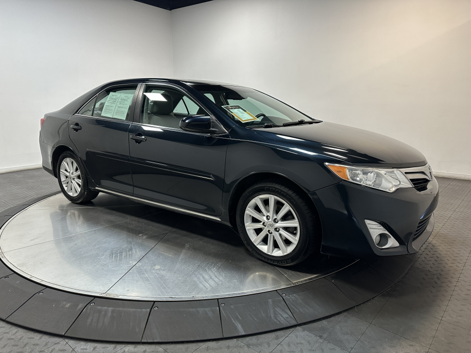 2012 Toyota Camry XLE 1