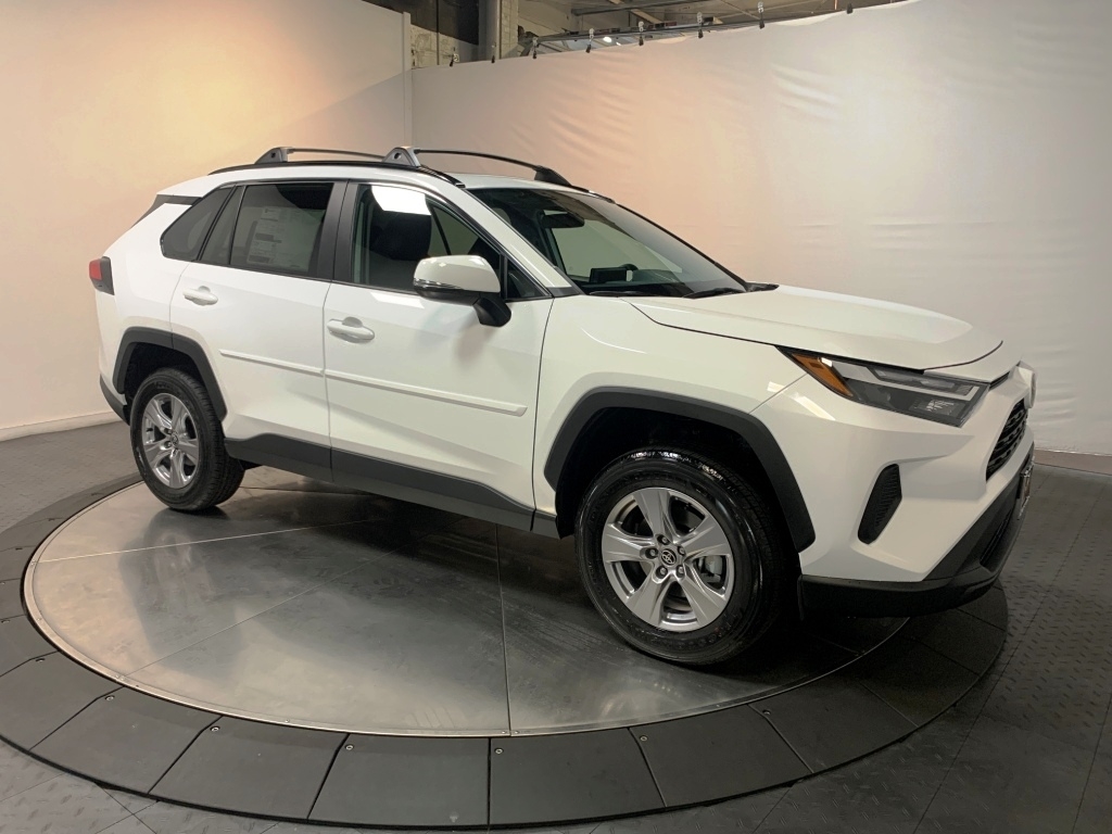 2024 Toyota RAV4 XLE 1