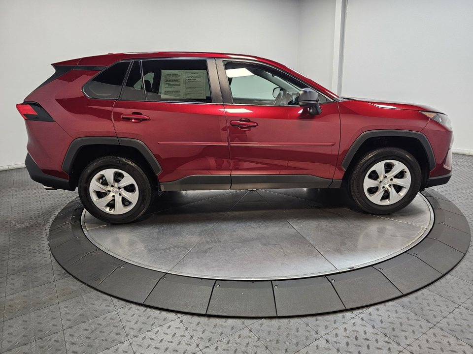 2022 Toyota RAV4 LE 15