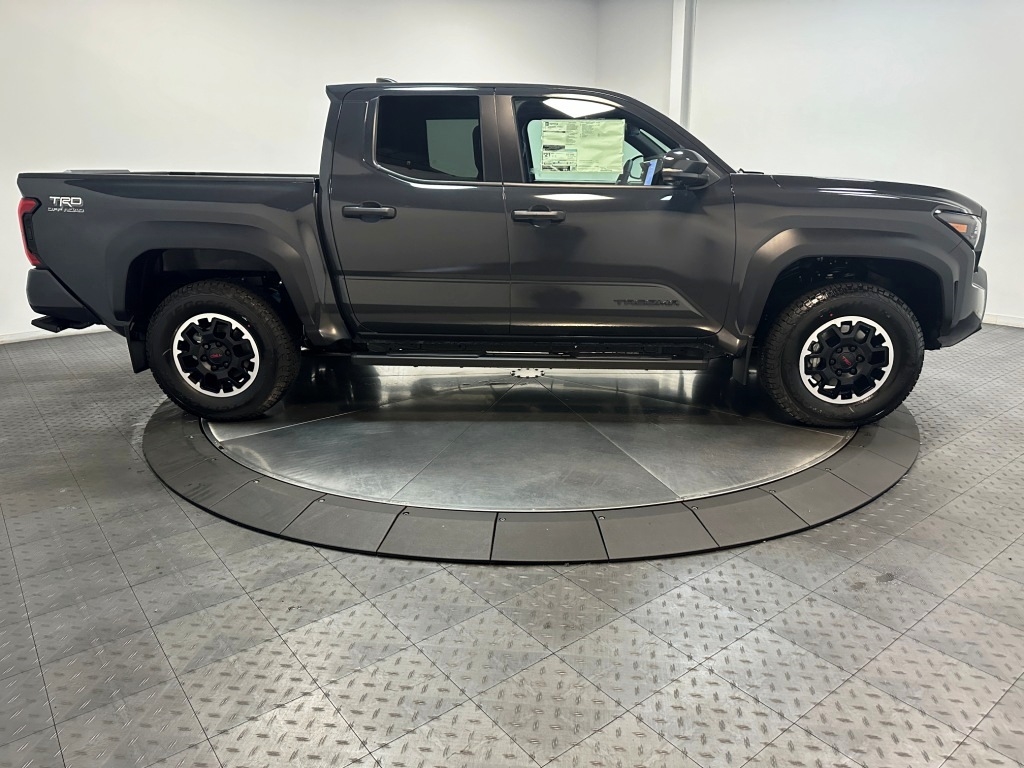 2024 TOYOTA TACOMA TRD Off Road 9