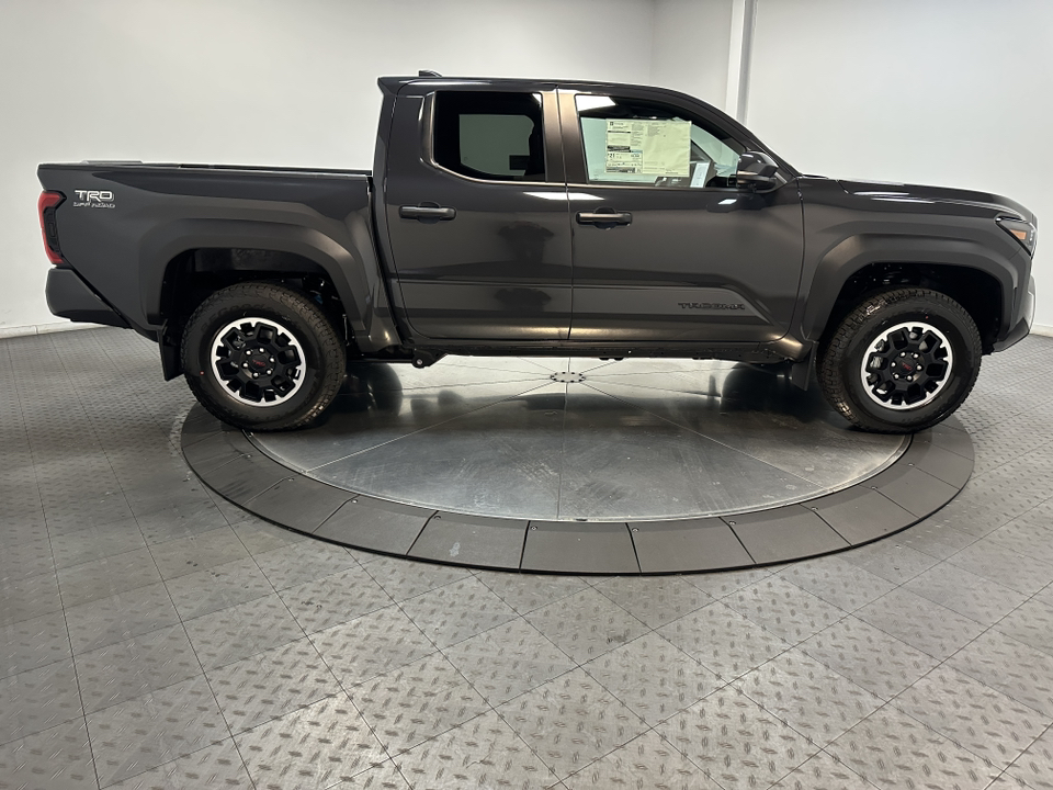 2024 TOYOTA TACOMA TRD Off Road 9