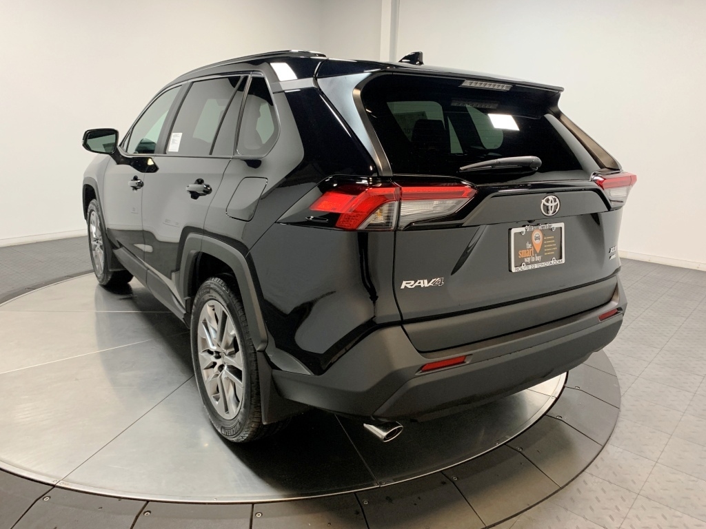 2024 Toyota RAV4 XLE Premium 6