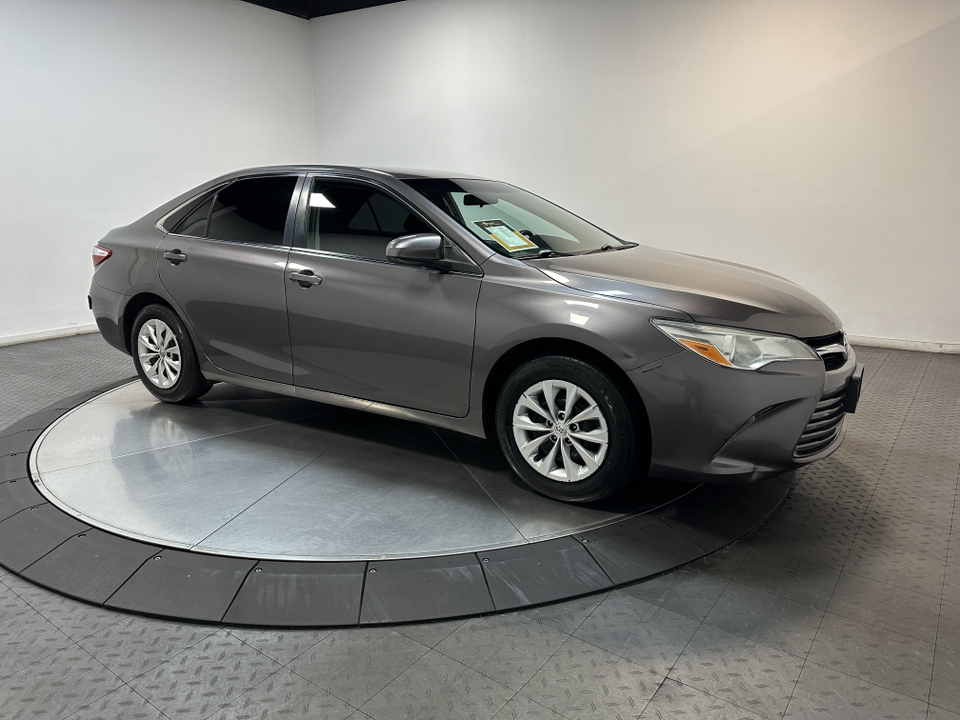 2016 Toyota Camry LE 1