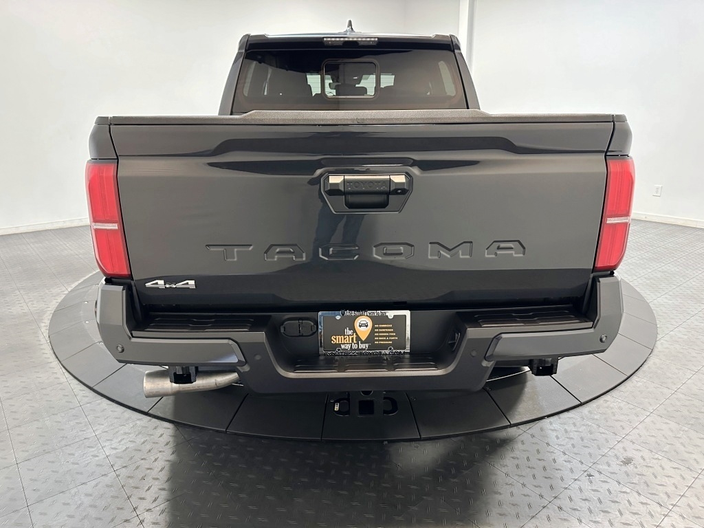 2024 Toyota Tacoma 4WD SR5 7