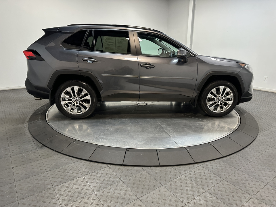 2021 Toyota RAV4 XLE Premium 15