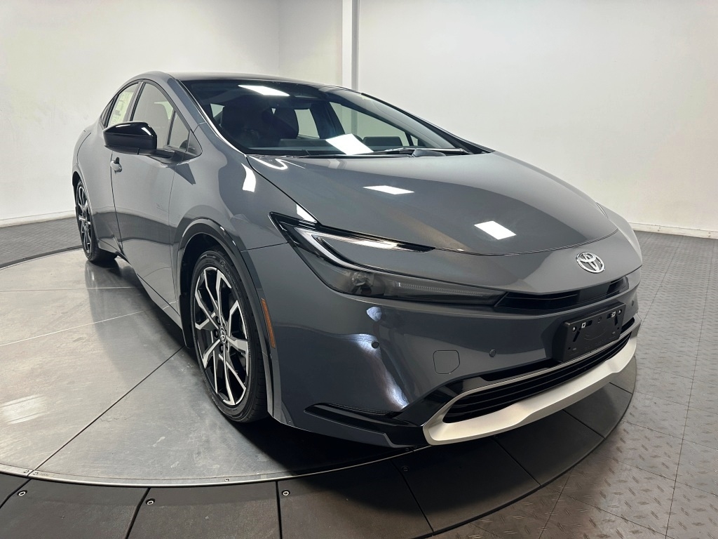 2024 Toyota Prius Prime XSE 2