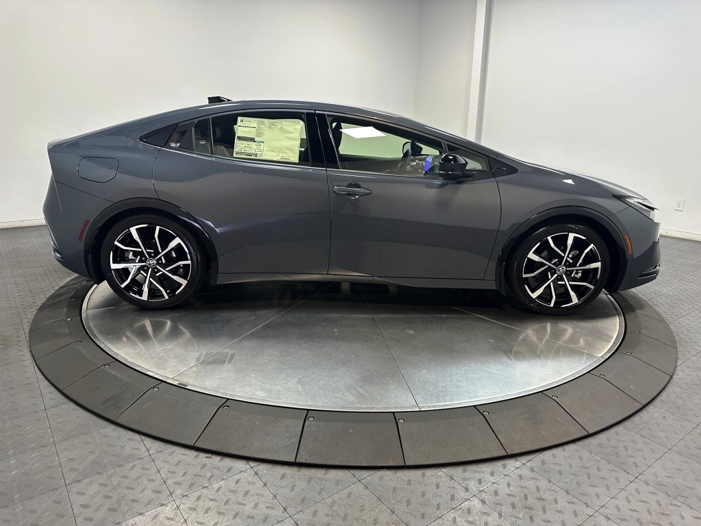 2024 Toyota Prius Prime XSE 9