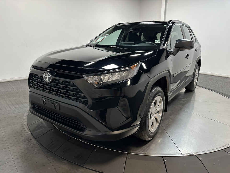 2021 Toyota RAV4 LE 6