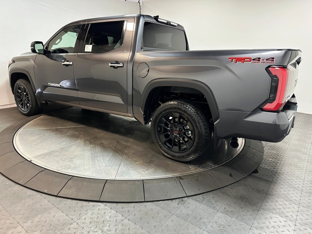 2025 Toyota Tundra 4WD Limited 6